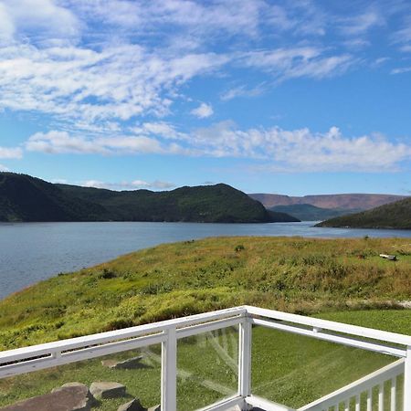 Neddies Harbour Inn Norris Point Exterior photo